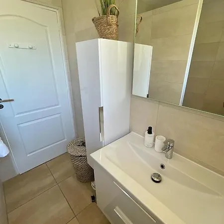 Avec Piscine Entierement Renovee A 5min De La De Pinia Villa *
