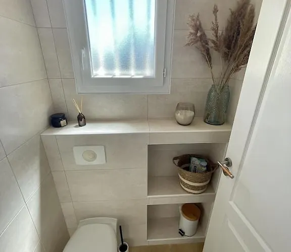 Avec Piscine Entierement Renovee A 5min De La De Pinia Villa *